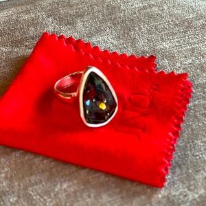 UNODE50 Ring Size 7, silver coated with crystal black stone.